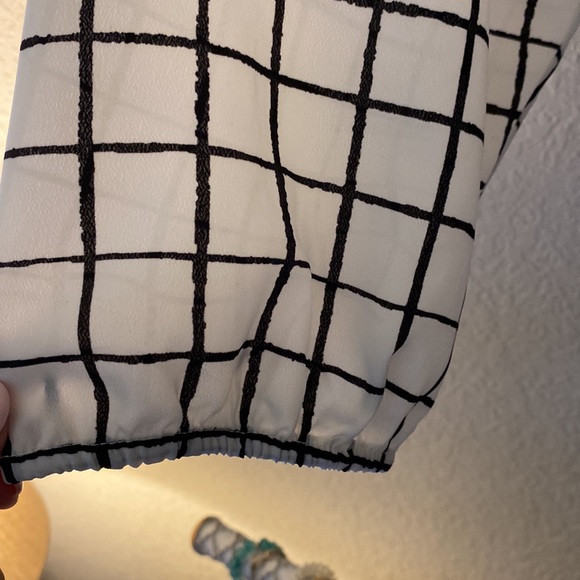 Versatile Top - Picture 3 of 4